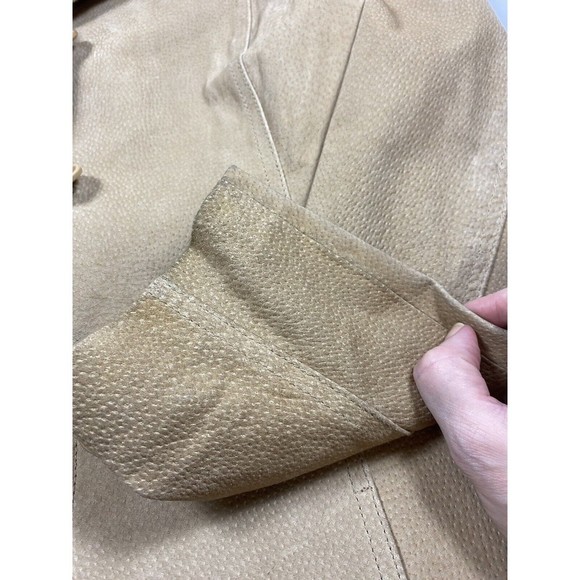 Women's Tan Leather Jacket - Picture 12 of 16